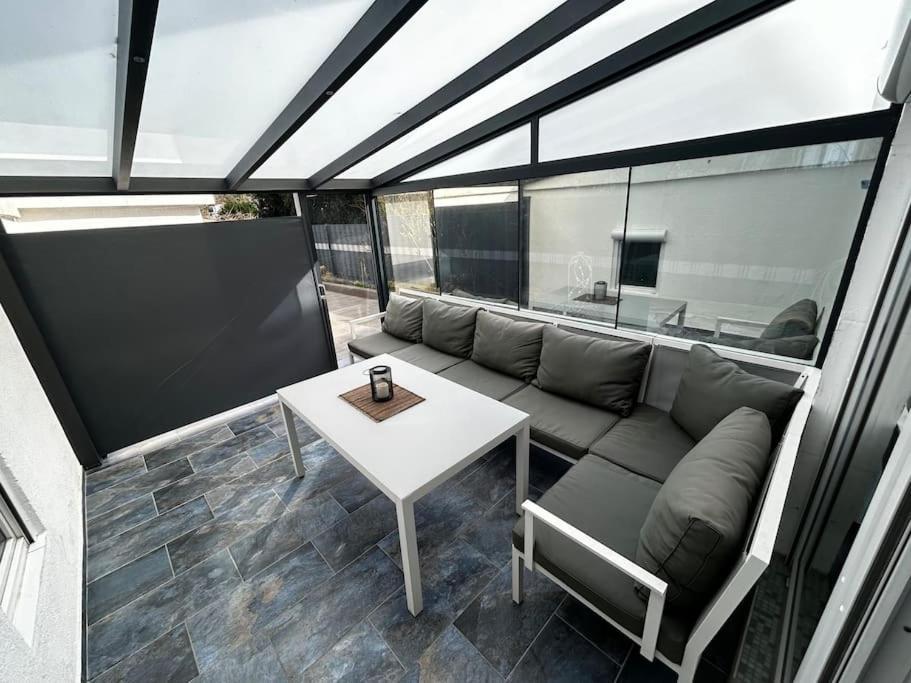 Ferienhaus Mit Privatparkplatz, Terrasse Und Stadtnaehe Bremen Exterior photo